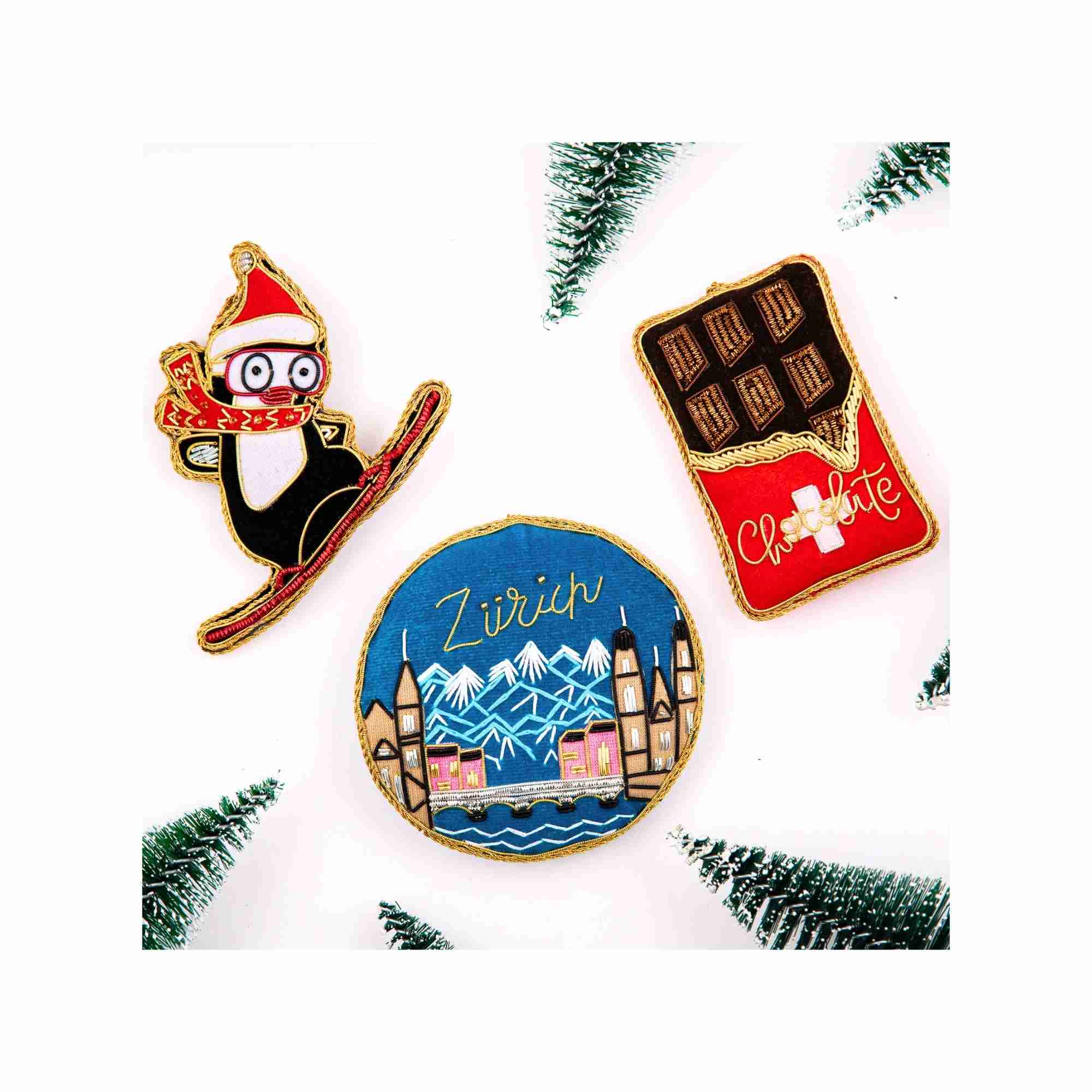 XMAS Zardozi Zurich Snow Globe