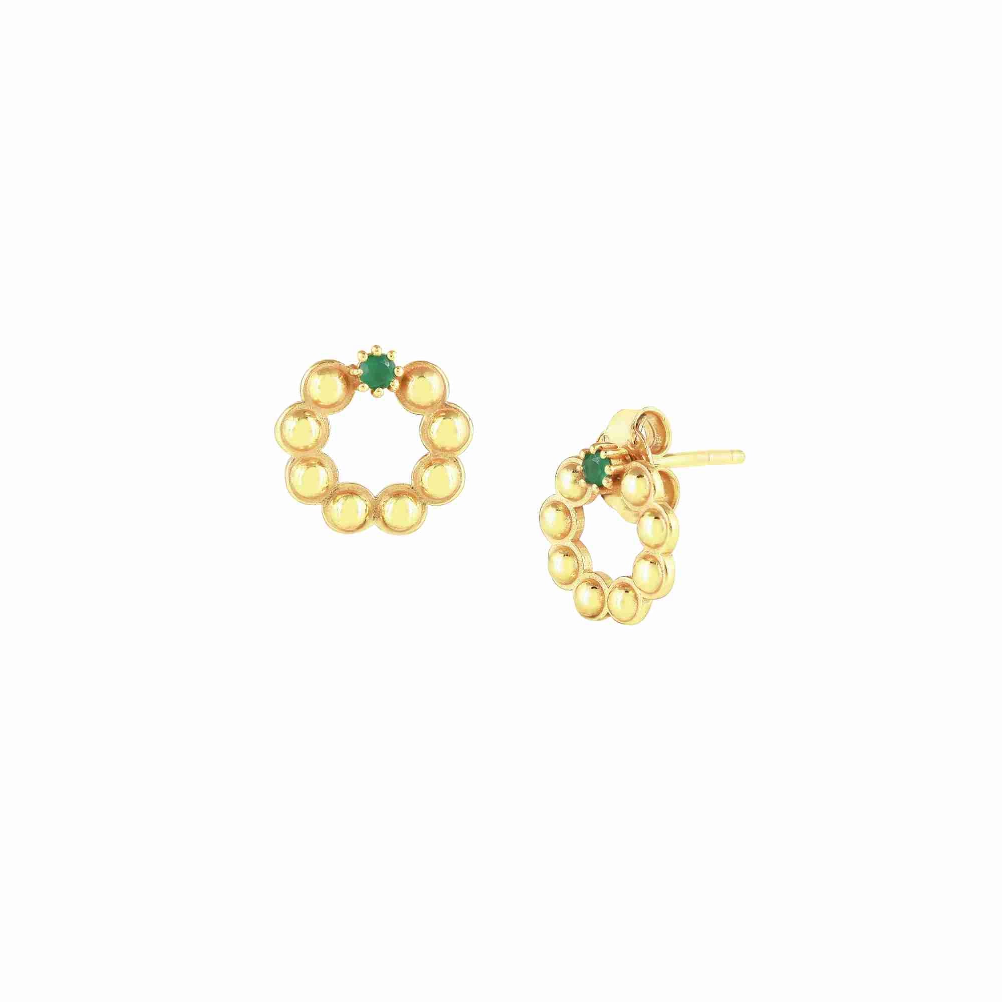 Delicate Vintage Green Onyx Dotted Circle Stud Earrings Gold — elegant 22K gold vermeil open-circle stud earrings featuring a textured row of tiny gold spheres framing a central round green onyx stone by Protsaah Zurich.