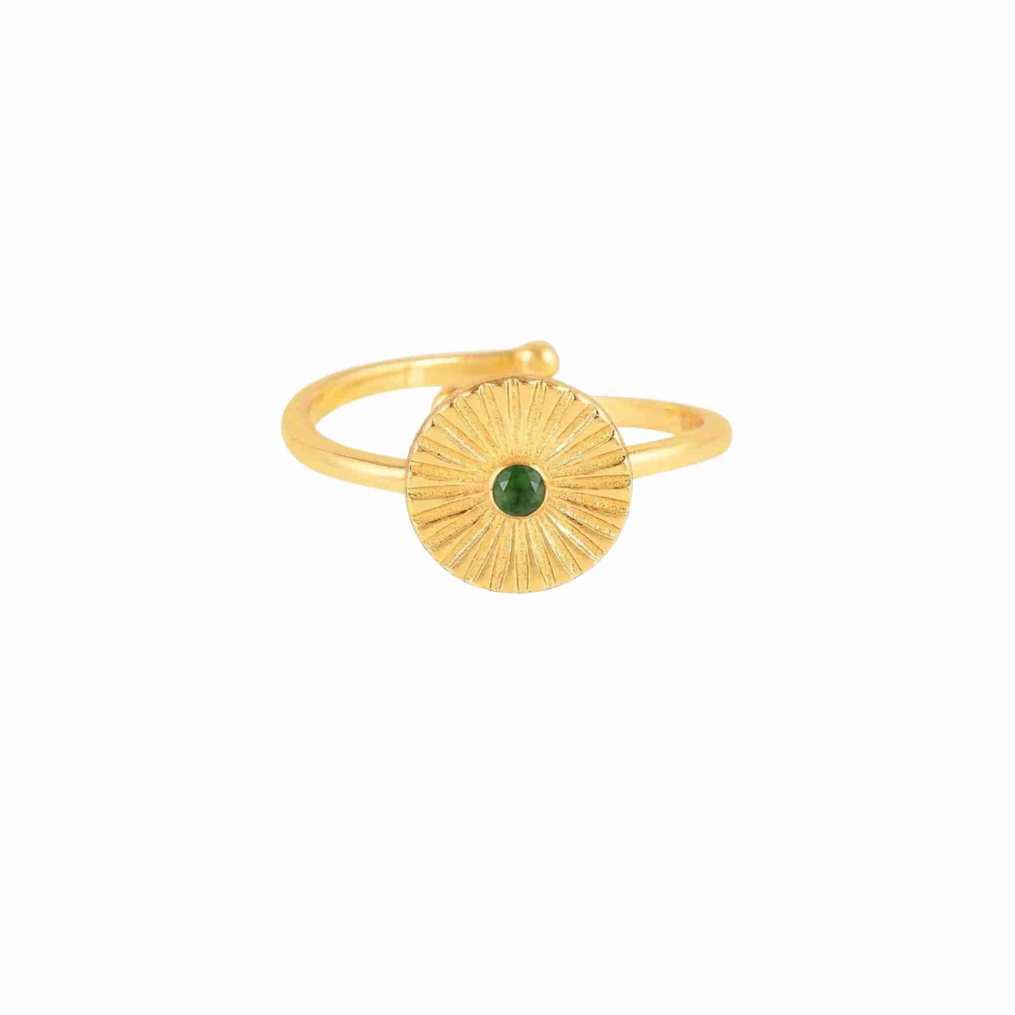 Delicate Vintage Nephrite Jade Fluted Disc Ring Gold — an adjustable gold plated 925 Silver bypass ring featuring a radially etched sunray disc centered with a round green nephrite jade stone by Protsaah Zurich.