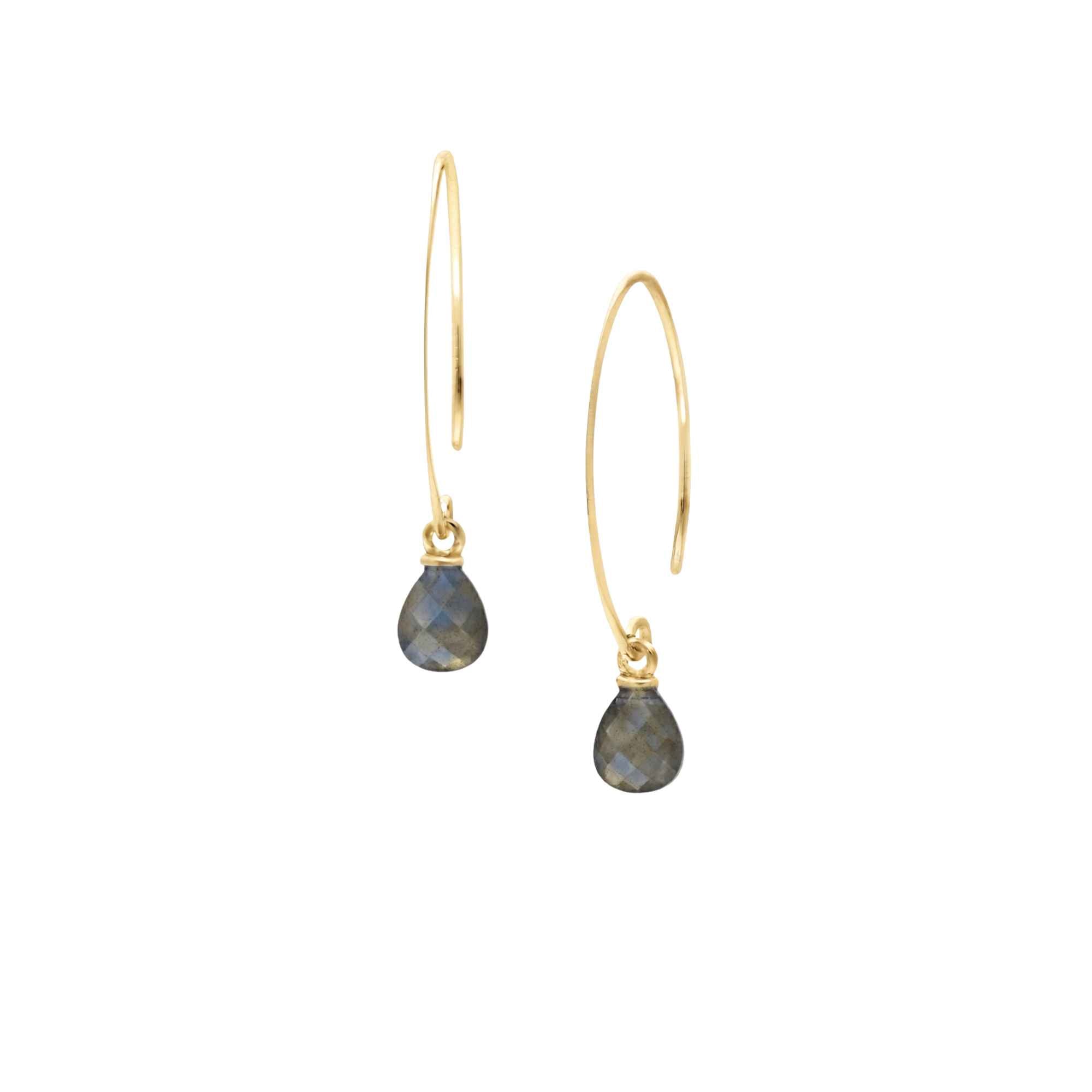 Pair of elongated, minimalist 22K gold plated 925 Silver open marquise-shaped wire hooks, each dangling a micro-faceted teardrop briolette charm made of natural grey-blue Labradorite gemstone showing a iridescent blue-green labradorescence sheen against a plain white background — Protsaah Zurich.