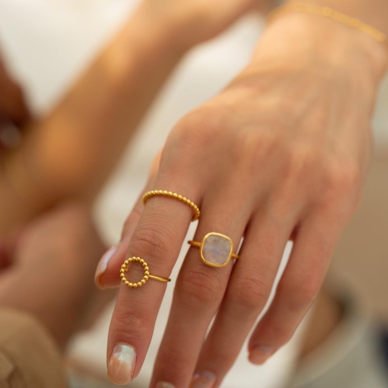 Filigraner Vintage-Perlen-Stapelring Gold