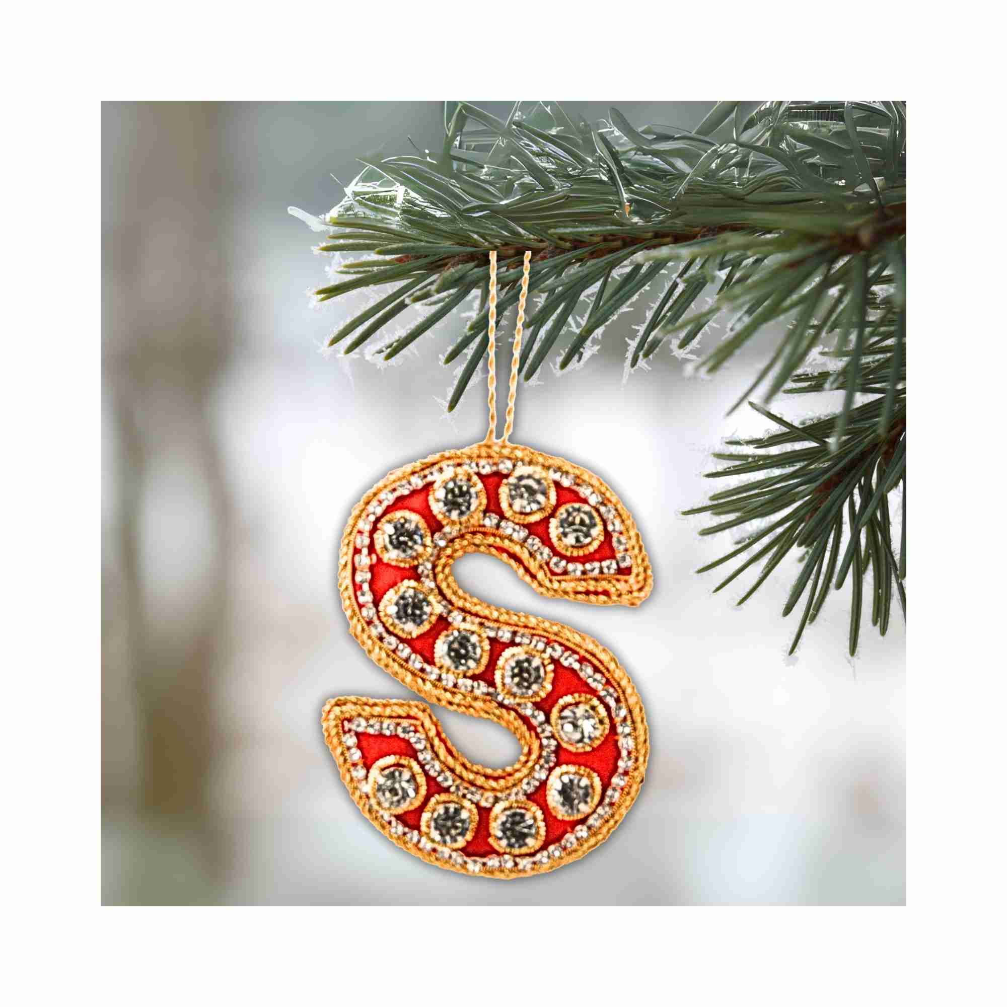 XMAS Zardozi Buchstabe S