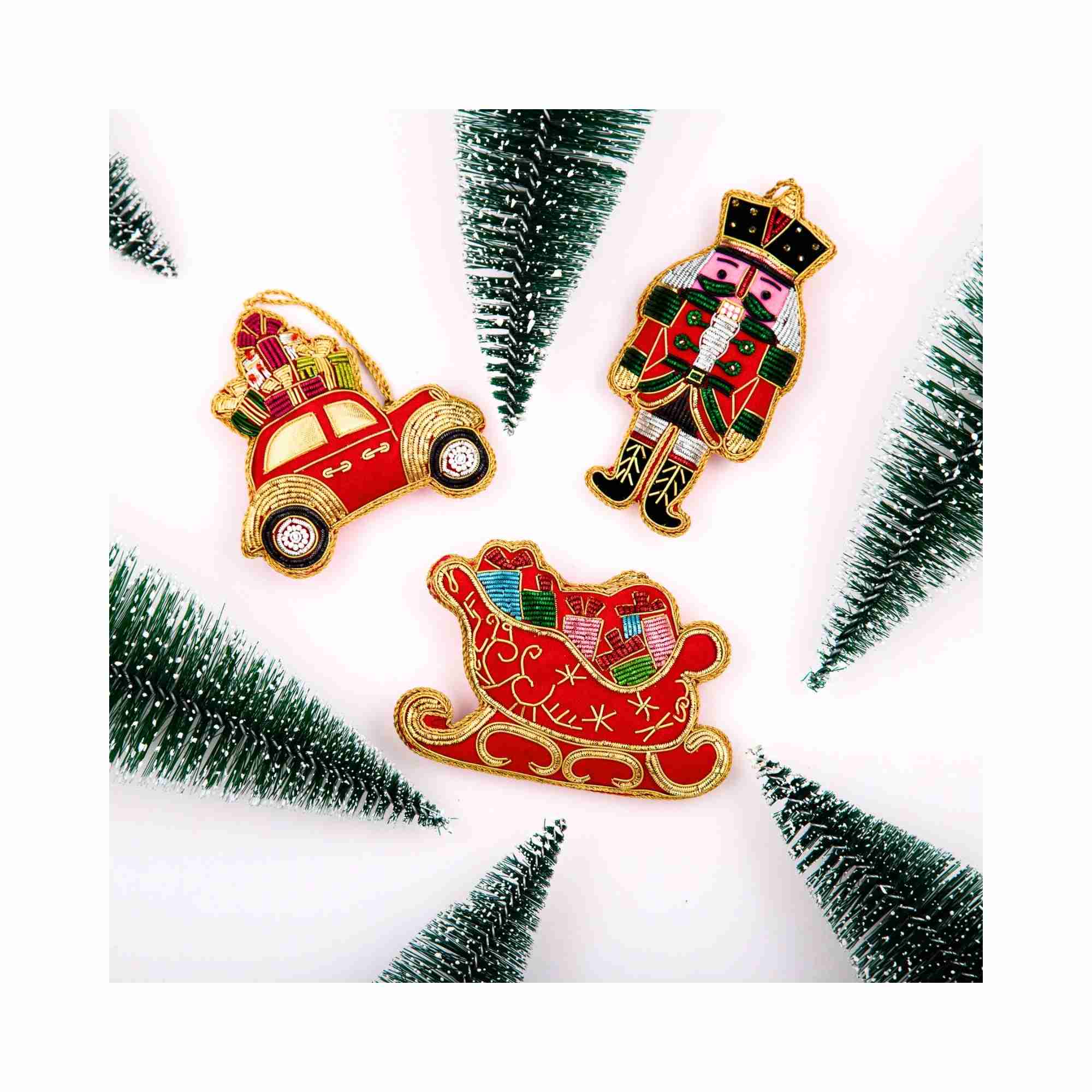 XMAS Zardozi Schlitten mit Geschenken