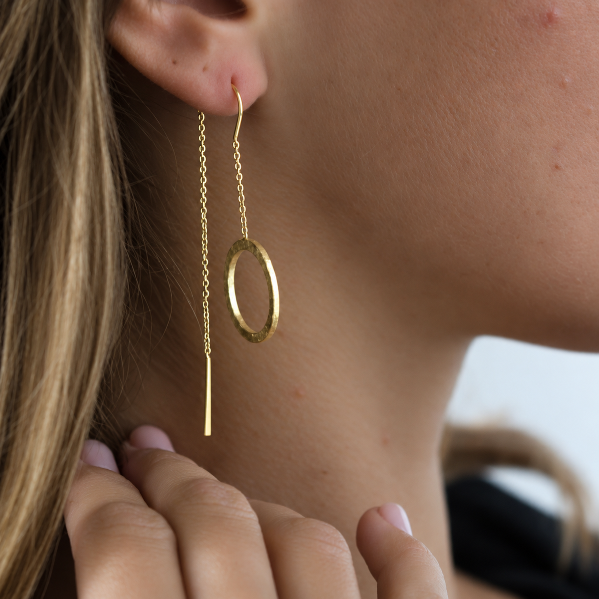 Circle Chain Threader Earrings · Gold