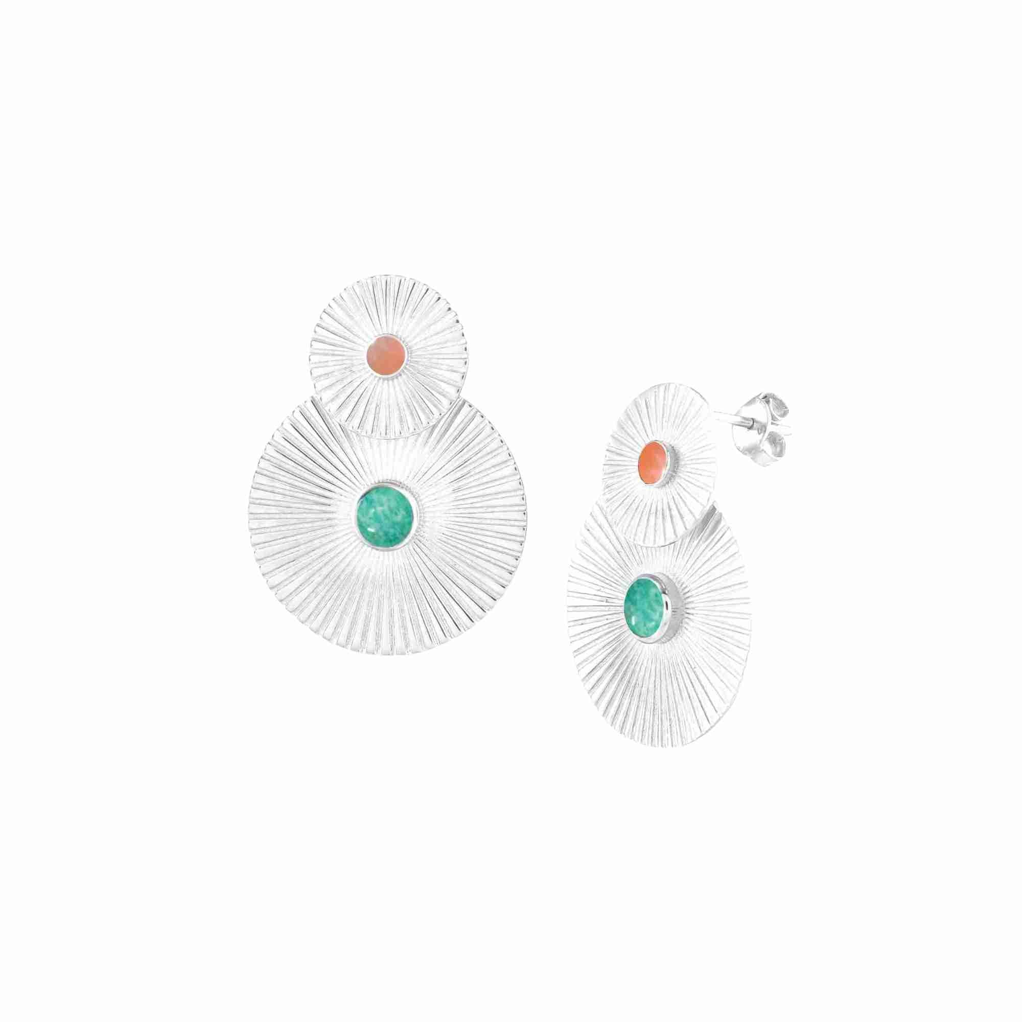 Delicate Vintage Peach Moonstone & Amazonite Double Sunray Earrings Silver — elegant 92.5 sterling silver stacked drop earrings featuring a smaller peach moonstone sunburst disc and a larger amazonite sunray medallion by Protsaah Zurich.