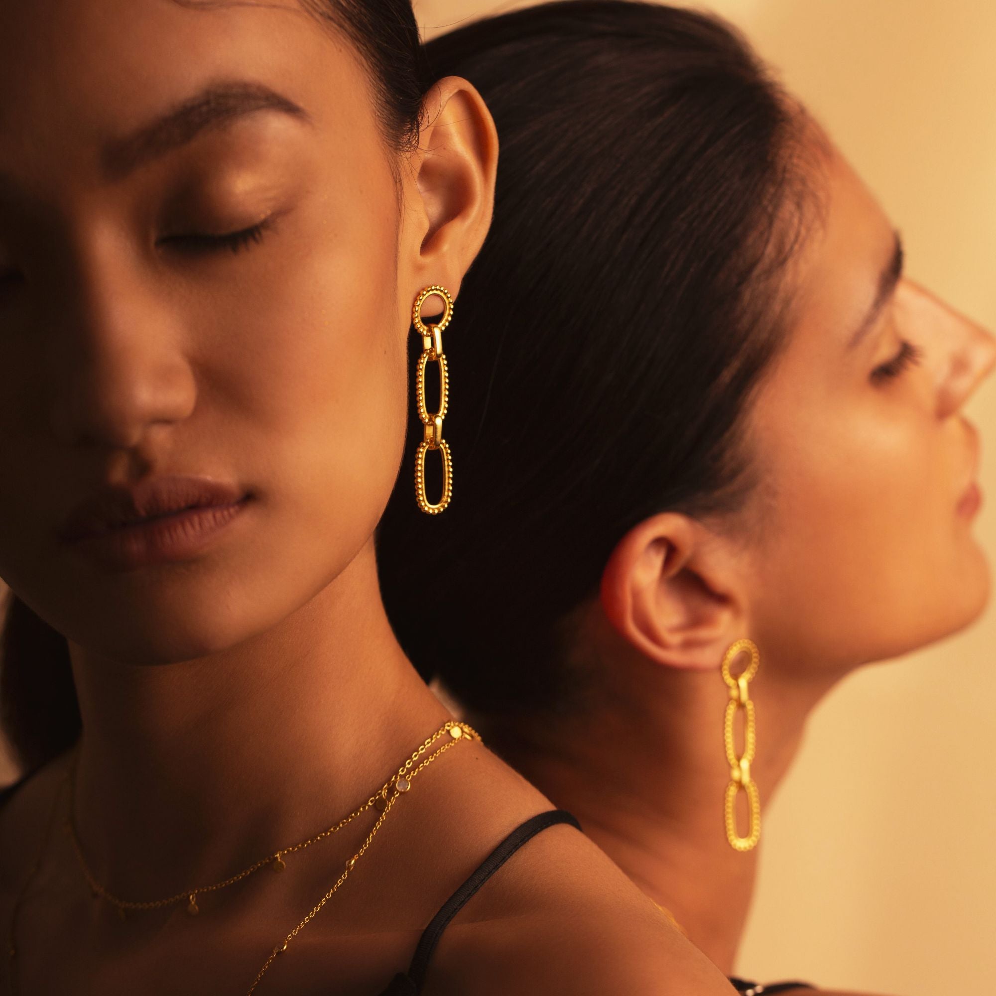 Love of Dots Chain Link Statement Earrings Gold