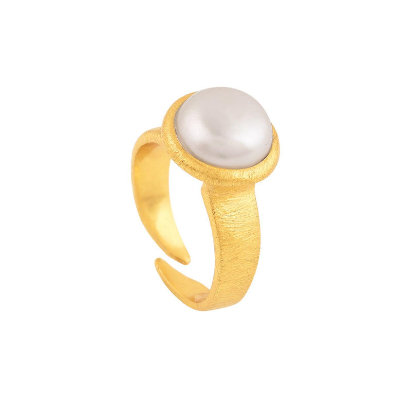 Pearls Galore Round Stone Ring Gold